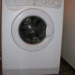 Продам стиральную машину Б У Indesit W105 TX