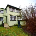 Продается жилой 3-х уровневый дом участок 9 сот. 2км. от Минска