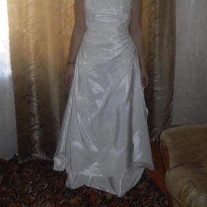 Свадебное платье 46-50 р-р