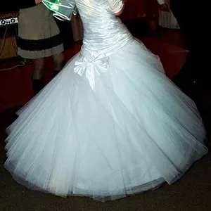 Свадебное платье - стильная классика