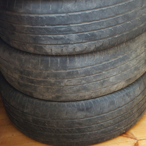 Продам шины Dunlop 185/55/R16 легковые,  всесезонные,  б/у,  4 шт. Минск