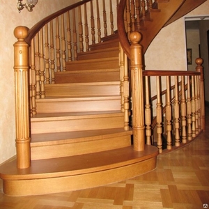 Изготовление деревянных лестниц.