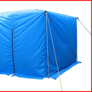 Высокая водонепроницаемая палатка для вещей.