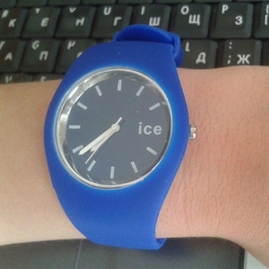 Часы: ICE