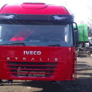 Кабины б/у для грузовиков IVECO STRALIS 2003 г