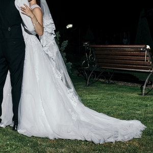 Продается свадебное платье с идеальной посадкой. 650р