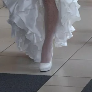 свадебное платье 1раз бу