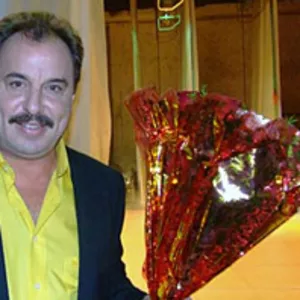 На Вашем Празднике – популярный певец Владимир Ухтинский!