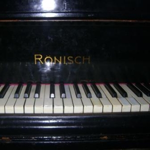 рояль RОNISCH ,  1897 год выпуска