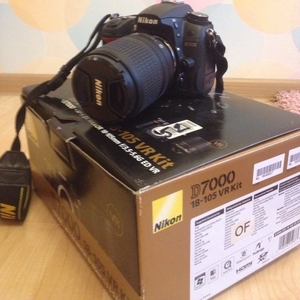 Продвинутая зеркальная фотокамера Nikon D7000 Kit 18-105mm