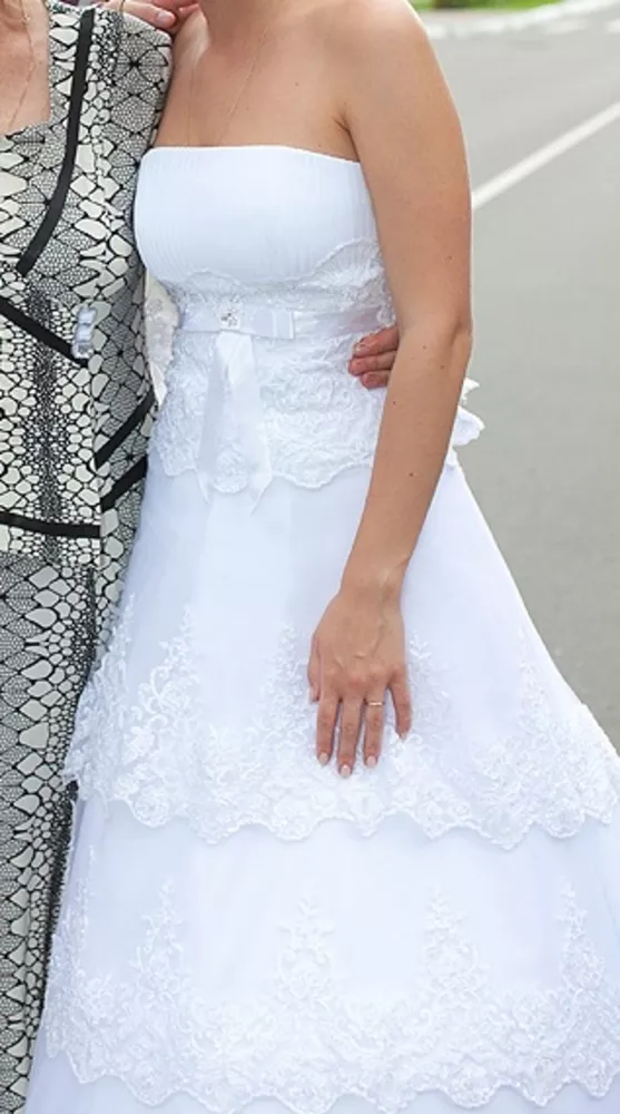 Продам Великолепное свадебное платье с шитьем! 200$ 8