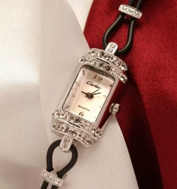 Часы наручные женские Cartier Tank Louis Cartier 38.47 Новые Гарантия