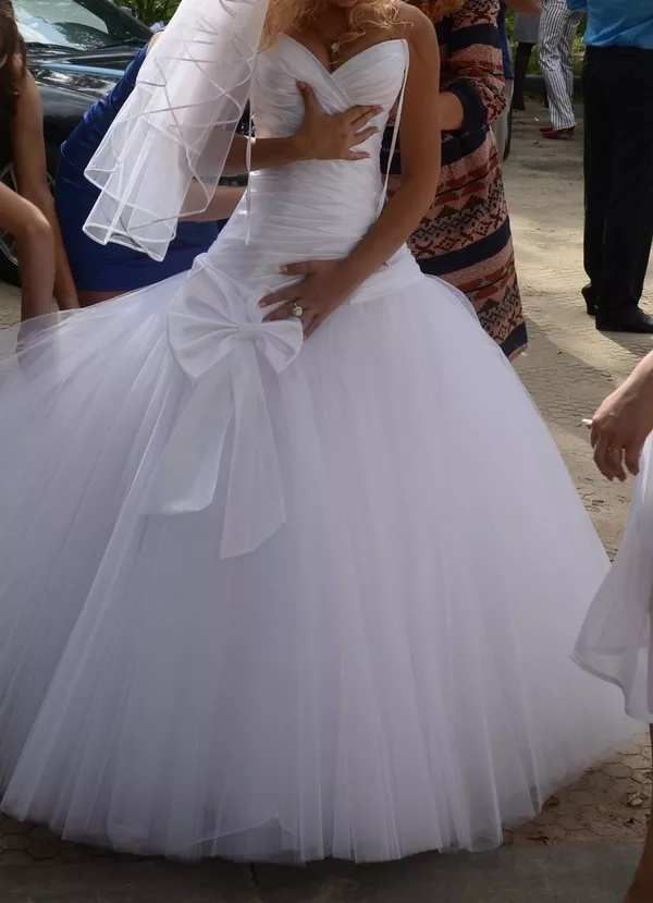 Свадебное платье - стильная классика 3
