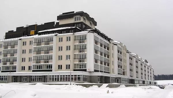 2-комнатная квартира в в пос. Солнечный (рядом «Экспобел»,  «BIGZZ»)