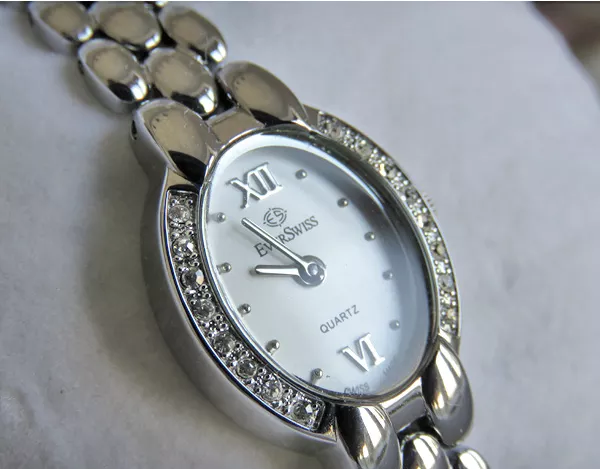 Женские швейцарские часы Everswiss 2779