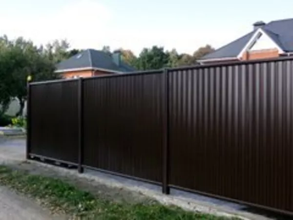 Купить металлический забор из металлопрофиля в Минске. 
