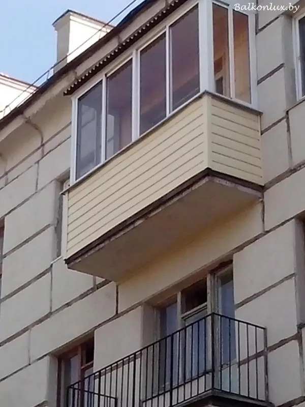 Наружная отделка балкона пластиком 4