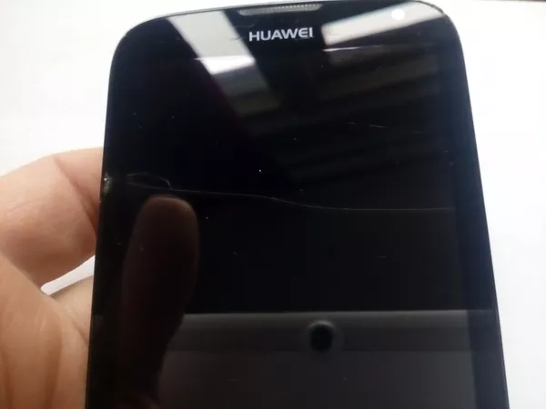 Продаю черный смартфон Huawei G610-U20 2