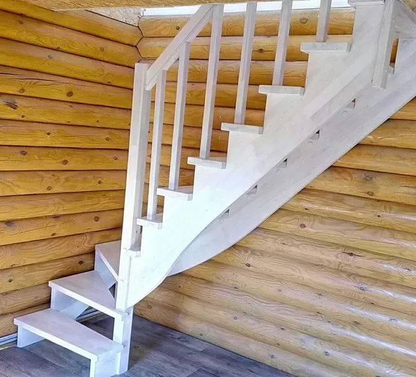 Ищете деревянную лестницу в дом,  коттедж,  на дачу? Любая форма и размер. 3
