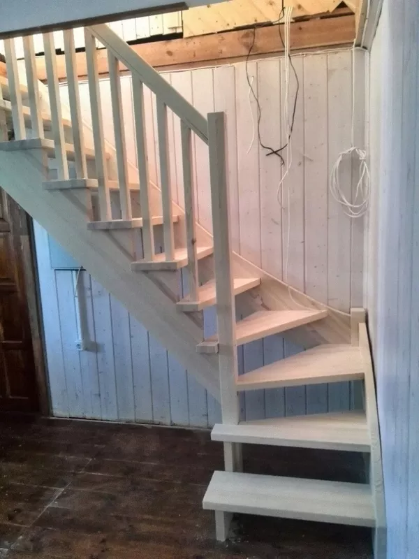 Лестница в дом на дачу коттедж. Любая форма и размер. Гарантия качества. 6
