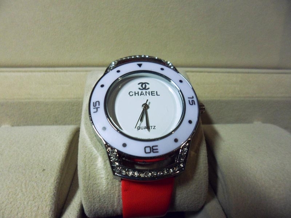 Часы: Chanel - пять цветов 12