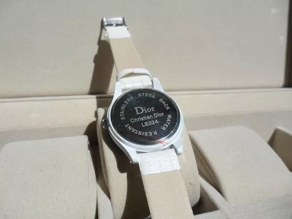 Наручные часы: Dior Women White 4