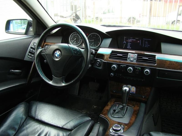 BMW 5-reihe (E61 Touring) 535 d 10