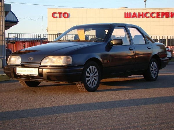 Автомобиль Ford Sierra 1.8 9