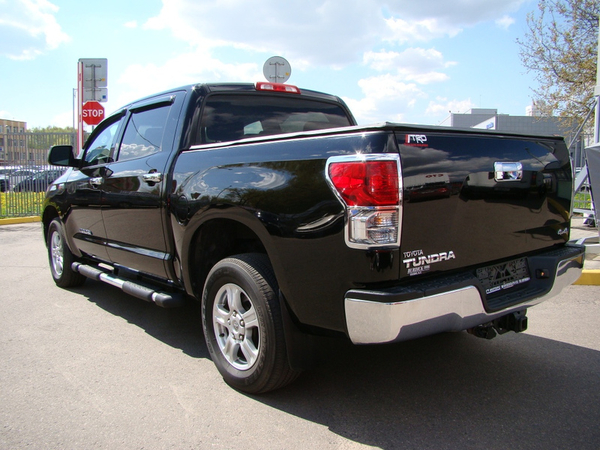 Toyota Tundra Double Cab 4WD 4