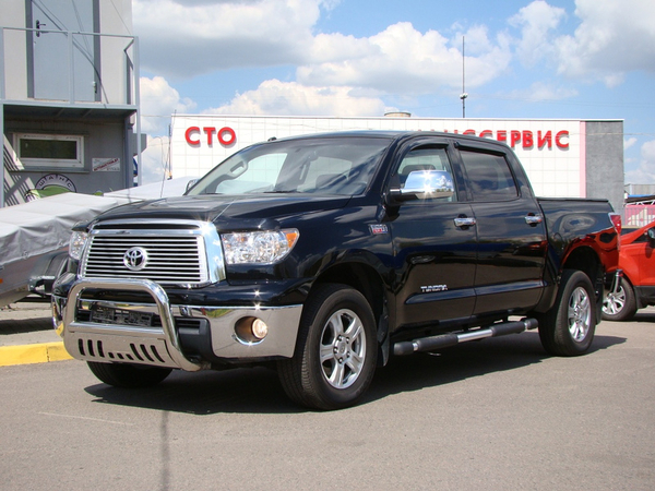 Toyota Tundra Double Cab 4WD 5