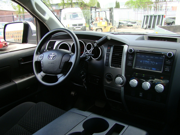 Toyota Tundra Double Cab 4WD 6