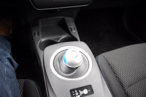 Электромобиль Nissan leaf s 2013 6