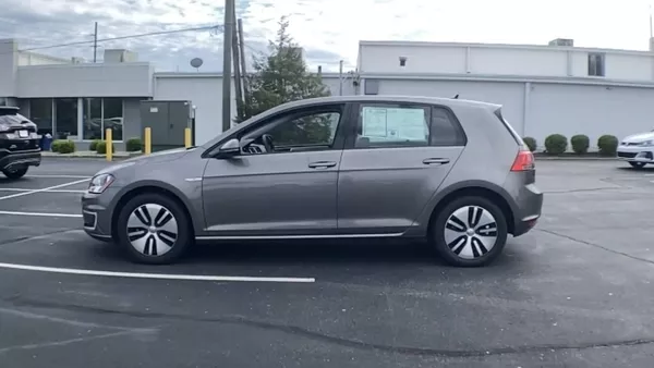Volkswagen,  e-Golf SE,  2016 2