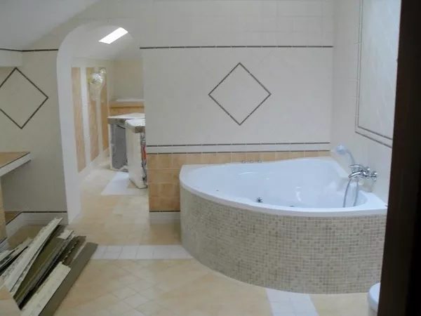 Укладка плитки на пол в ванну и или туалет 3