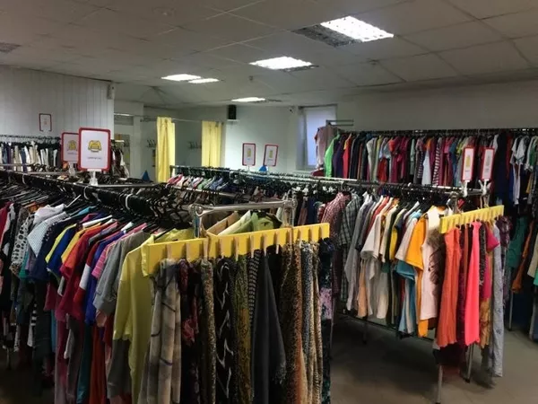 Продается магазин одежды секонд-хенд в Уручье 2