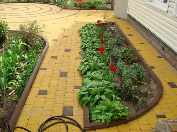 Укладка тротуарной плитки Червеньский район от 30м2