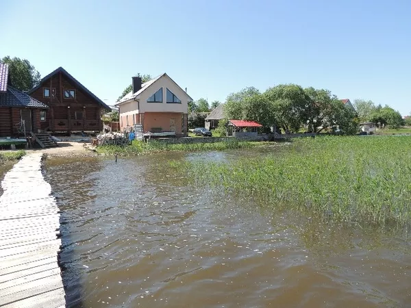 Продам дом на берегу озера г.п. Свирь,  от МКАД 147 км. 27
