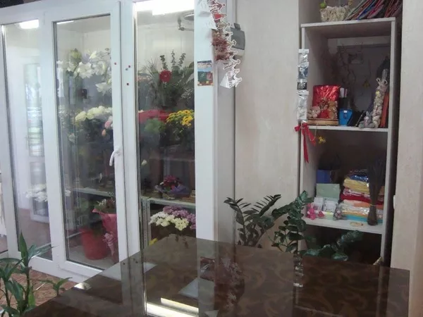 Продается салон цветов,  цветочный магазин 3