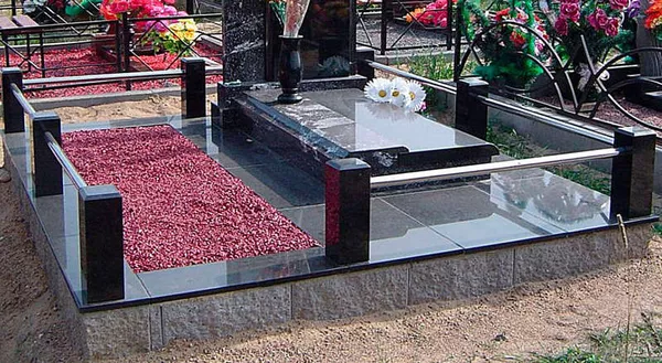 Благоустройство могил на всех кладбищах Минска 4