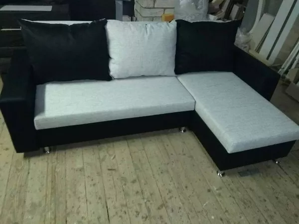 Угловой диван со спальным местом 2