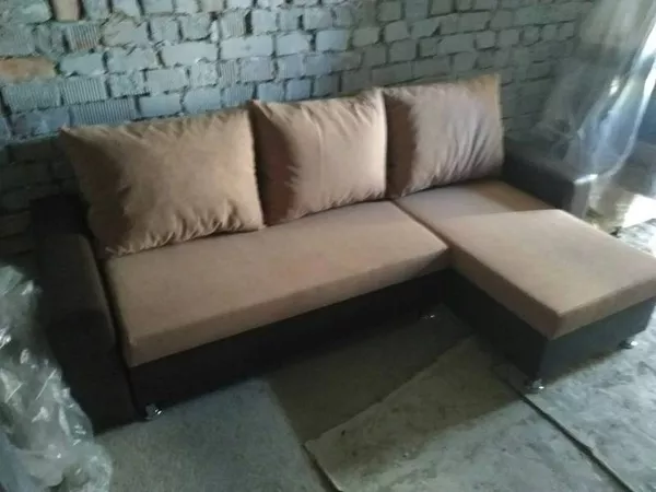 Угловой диван в наличии и под заказ. 3
