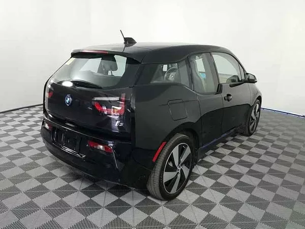 BMW,  D4 HATCHBACK I3 TERA,  2017 3