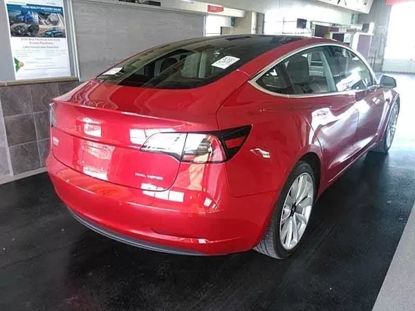 Tesla,  3 AWD 4D SEDAN PERFORMANCE,  2018 2