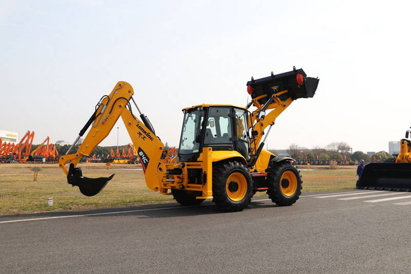 Аренда экскаватора погрузчика в Минске и Минском районе