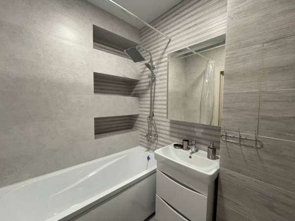 Современная квартира на сутки в самом сердце Минска 8