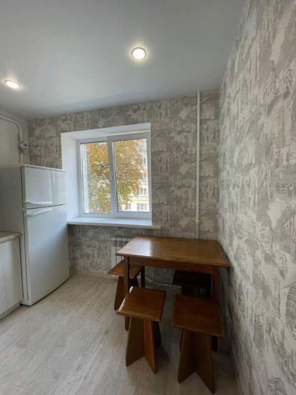 Квартира на сутки Минск Пулихова 12 3