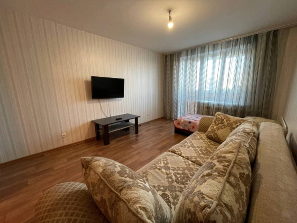 Квартиры на сутки в Столбцах ул.Мира 11 4