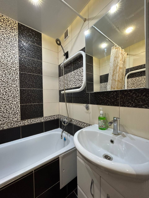 Уютная квартира посуточно в Мяделе. Документами для командировочных 4