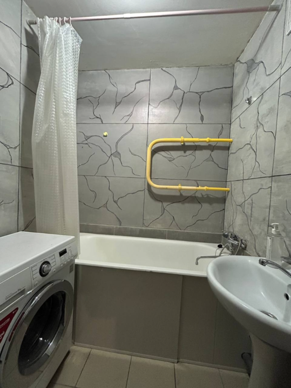 Квартира посуточная аренда в Дзержинске,  оборудована всем необходимым,  4