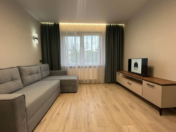 Сдается квартира на сутки в Фаниполе,  подходит для командировок,  семей